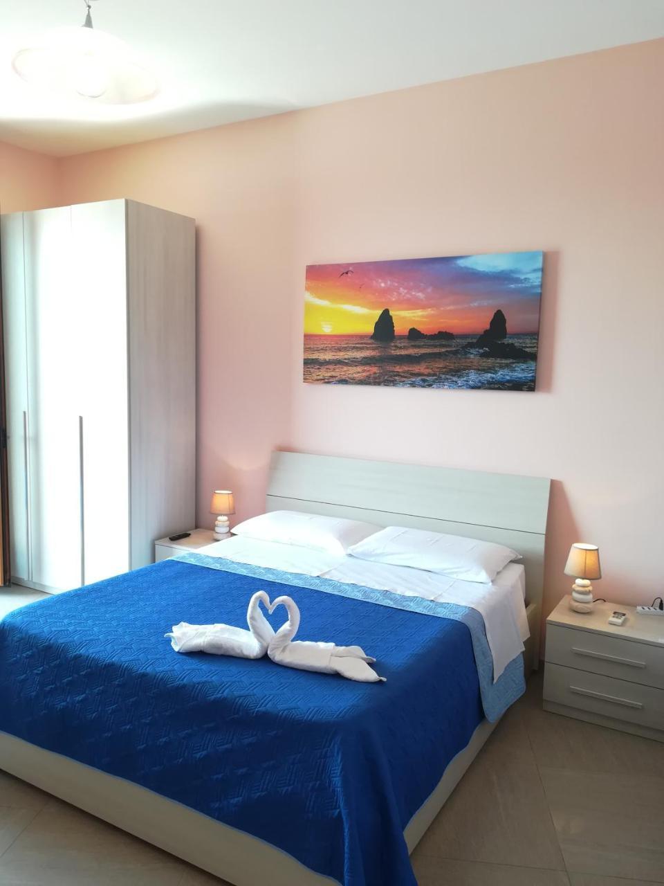 La Spiaggetta Di Stazzo Frühstückspension